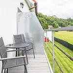 Gostinjska kuća Jazz 3*