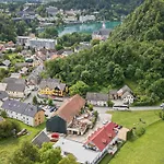 Jazz Gostinjska kuća 3*