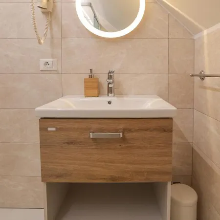 Jazz 住宿加早餐酒店 布莱德