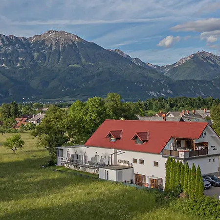 Гостевой дом Jazz 3*